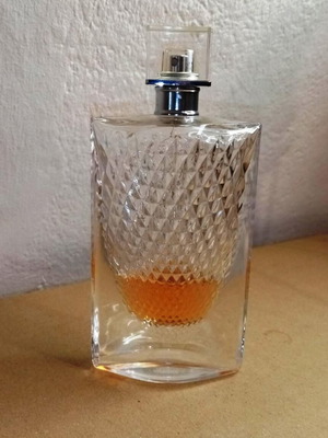Άρωμα La Vie Est Belle Eau de Toilette 100 ml μεταχειρισμένο, Lancome