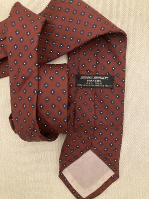 Silk tie like new