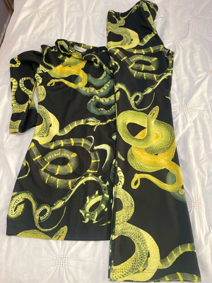 Milkwhite set with short dress and pants like new, multicolor