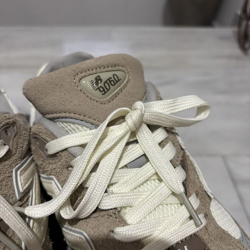 New Balance 9060 unisex sneakers, size 42, beige