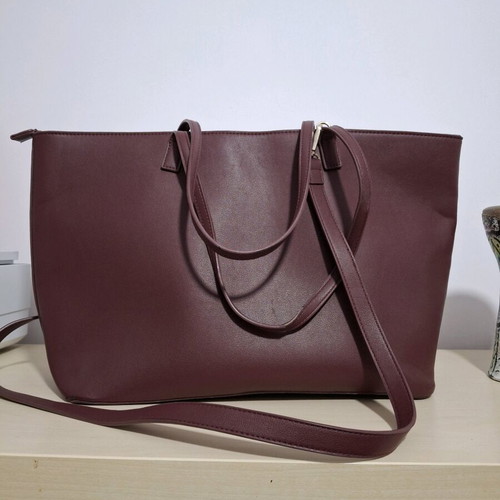 Rocco Barocco shoulder bag burgundy like new