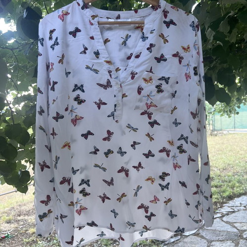 White blouse size 44 like new