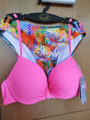 Swimsuit set new, size 46EU 3XL, multicolor bikini with pink top