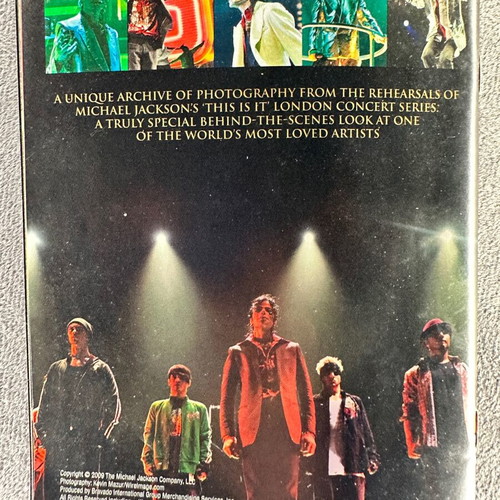 Michael Jackson This Is It mini album like new from 2009 concert ticket