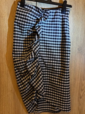 Zara checked skirt like new, size M 38 10, black and white