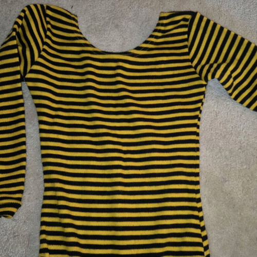 Bee carnival costume used for children aged 3-4