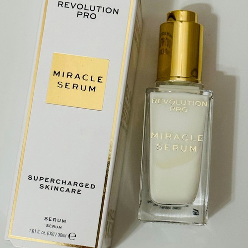 Revolution Pro Miracle Serum new with hyaluronic acid and niacinamide