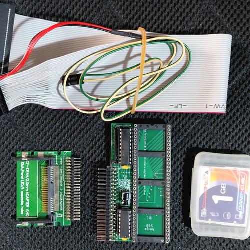 Amiga 500 IDE controller like new with 1GB CF card and accessories