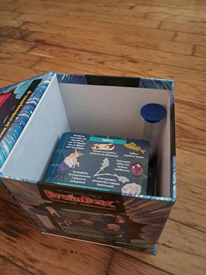 BrainBox Space board game