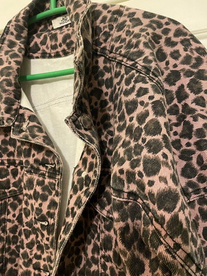 Denim animal print jacket like new
