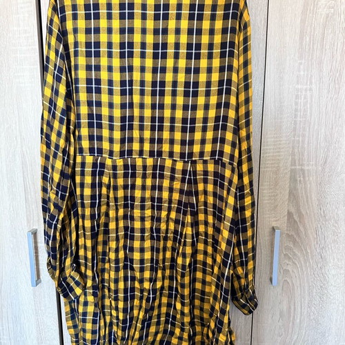 Deppy Jo shirt dress medium size like new, multicolor yellow