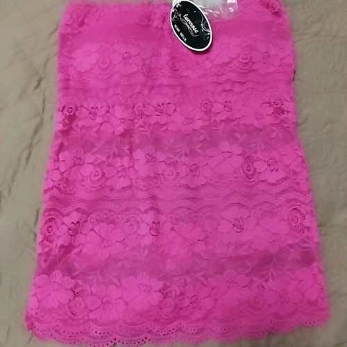 Pink lace lingerie new, size Small