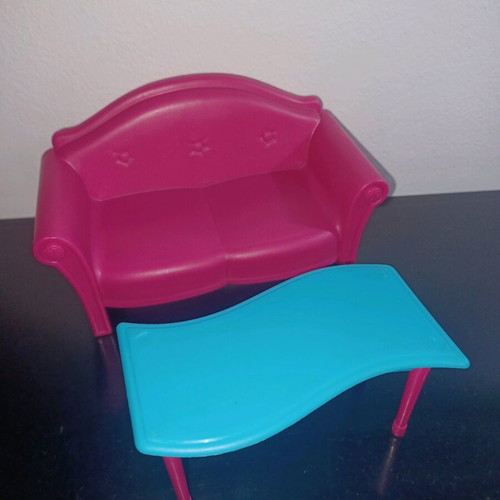 Barbie furniture used, various pieces