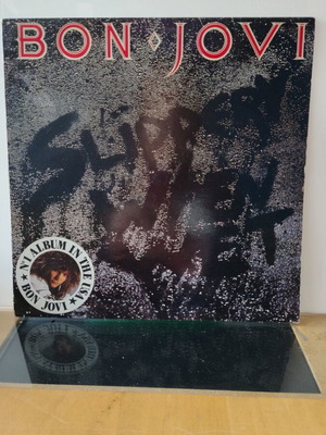 Bon Jovi Slippery When Wet LP used
