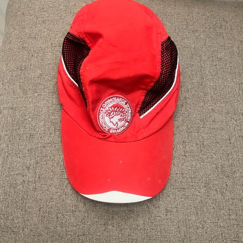 Olympiacos cap authentic like new, red