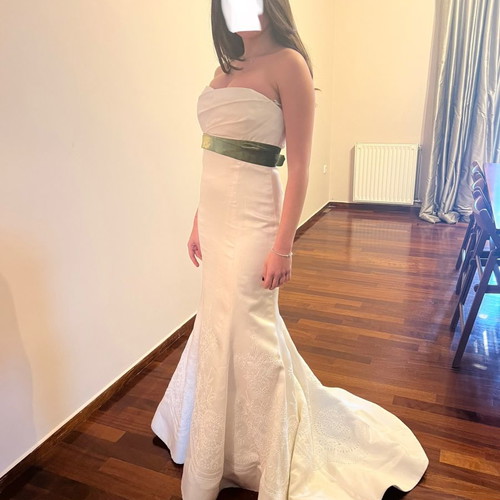 Vera Wang strapless silk wedding -  2.400,00 - Vendora.cy