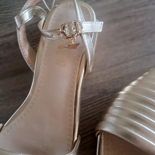 Braccialini women's sandals new, gold, size 36