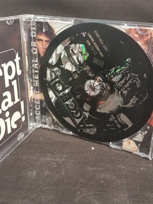 Accept Breakers On Stage CD like new