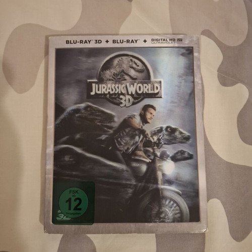 Jurassic World 3D Blu-ray, 2 discs