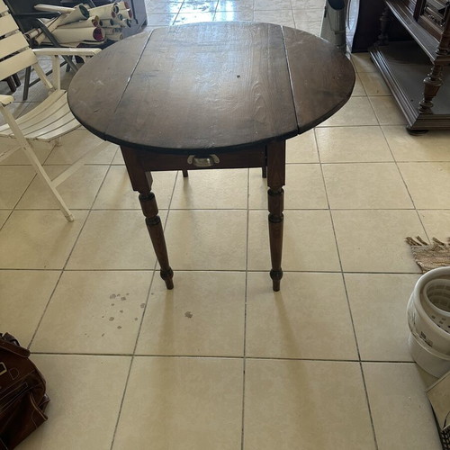 Antique folding kitchen table used, dimensions 1.02/1.04 x 0.77 m
