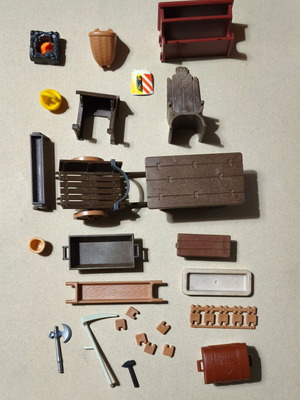 Playmobil medieval parts like new, set of 2