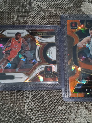 Euroleague Select 25-26 κάρτες Petrusev και Moore με εφέ cracked ice