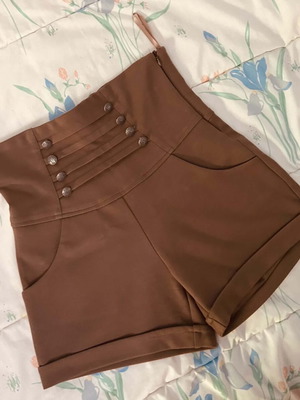 Paranoia olive summer shorts with buttons, size M