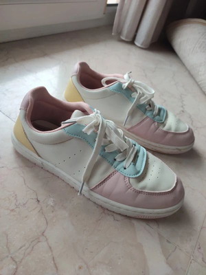 LC Waikiki Sneakers Size 38 Pastel Colors Like New