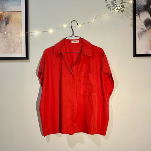 Mango shirt loose with batwing sleeve, size Small, like new, orange