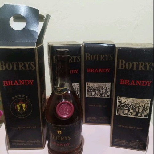 Botrys Brandy used, set of 4 with original boxes