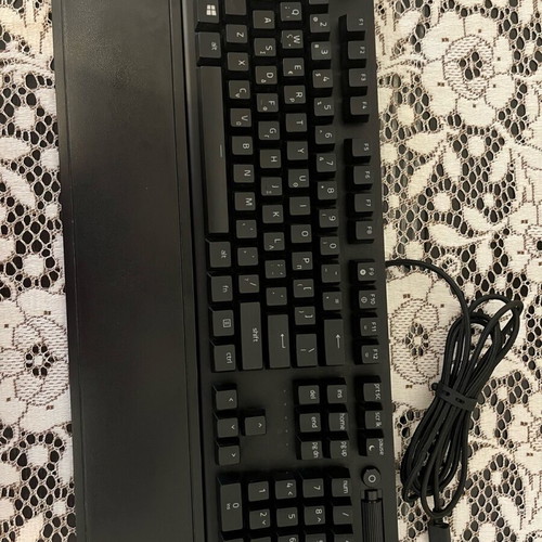 Razer Blackwidow V3 RGB μηχανικό πληκτρολόγιο με πράσινους διακόπτες, σαν καινούργιο
