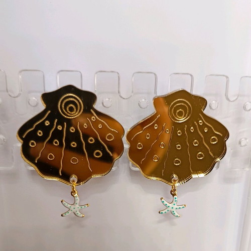 Plexiglass mirror earrings gold shell new