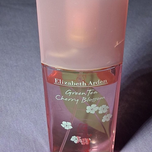 Elizabeth Arden Green Tea Cherry Blossom 100 ml used perfume