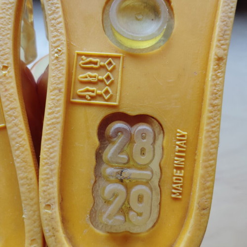 Silicone sandals like new, size 28/29, orange