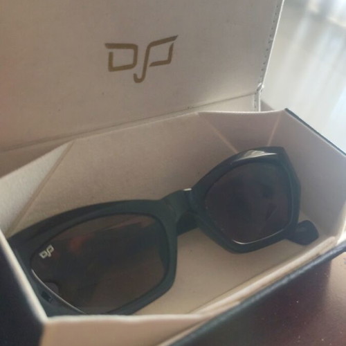 OJO Sunglasses Turtle Frame New with UV400 Protection