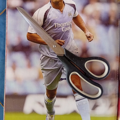Match Football Magazine issue 22-28/8/2006 like new with Newcastle posters