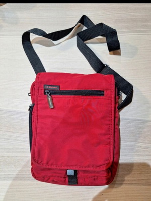Diplomat red crossbody bag