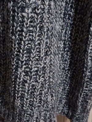 Celestino pullover medium used, black with metallic thread