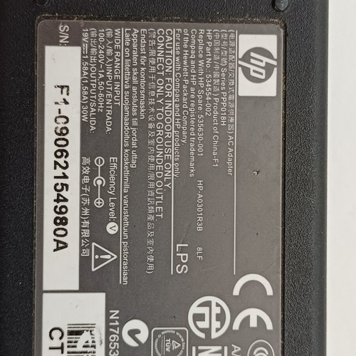 HP power supply 19V 1.58A 30W like new, pack of 2