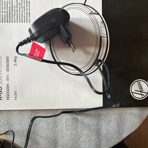 Hoover H-GO 300 HYDRO robotic vacuum like new with mopping function