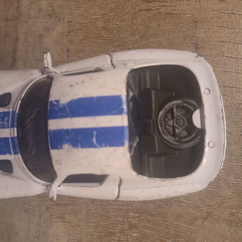 Maisto Dodge 1998 metal toy car used with broken rear window