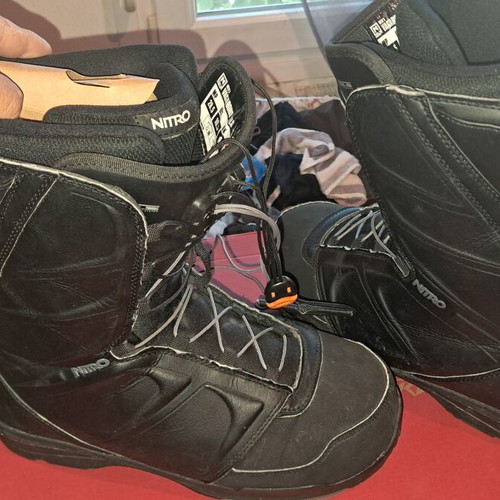 Sentinel TLS boots new in box unused