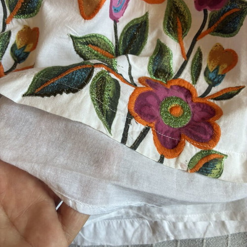 Desigual White Embroidered Boho Tunic Top size S like new