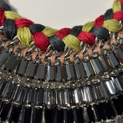 Necklace like new, colorful