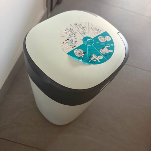 Diaper bin like new for baby diapers