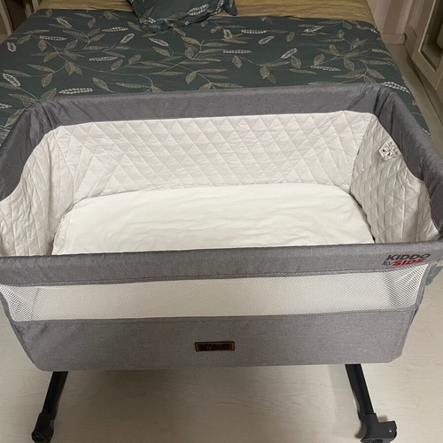 Kiddo Baby Cot like new