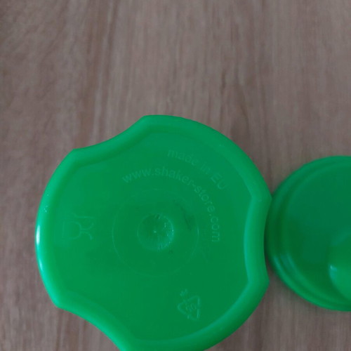 Prozis protein shaker like new, 400ml green with measuring cap
