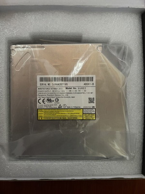 Panasonic UJ8E2 DVD-RW Slim SATA Drive laptop like new