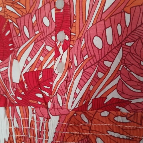 E-vie Women's Top 100% Cotton Size 14 Like New, Red Multicolor
