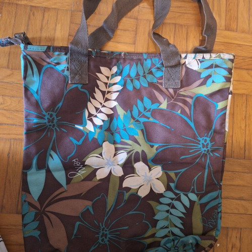 Roxy shoulder bag like new multicolor